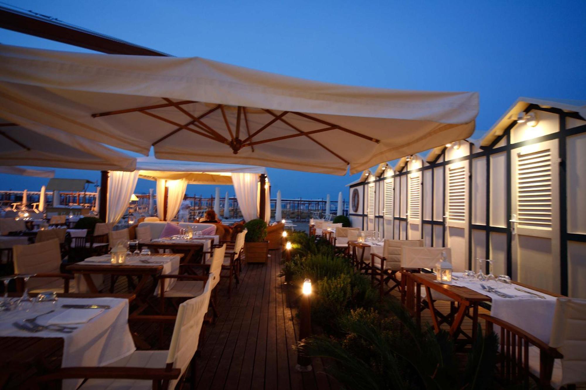 Hotel Maestrale Riccione Eksteriør bilde