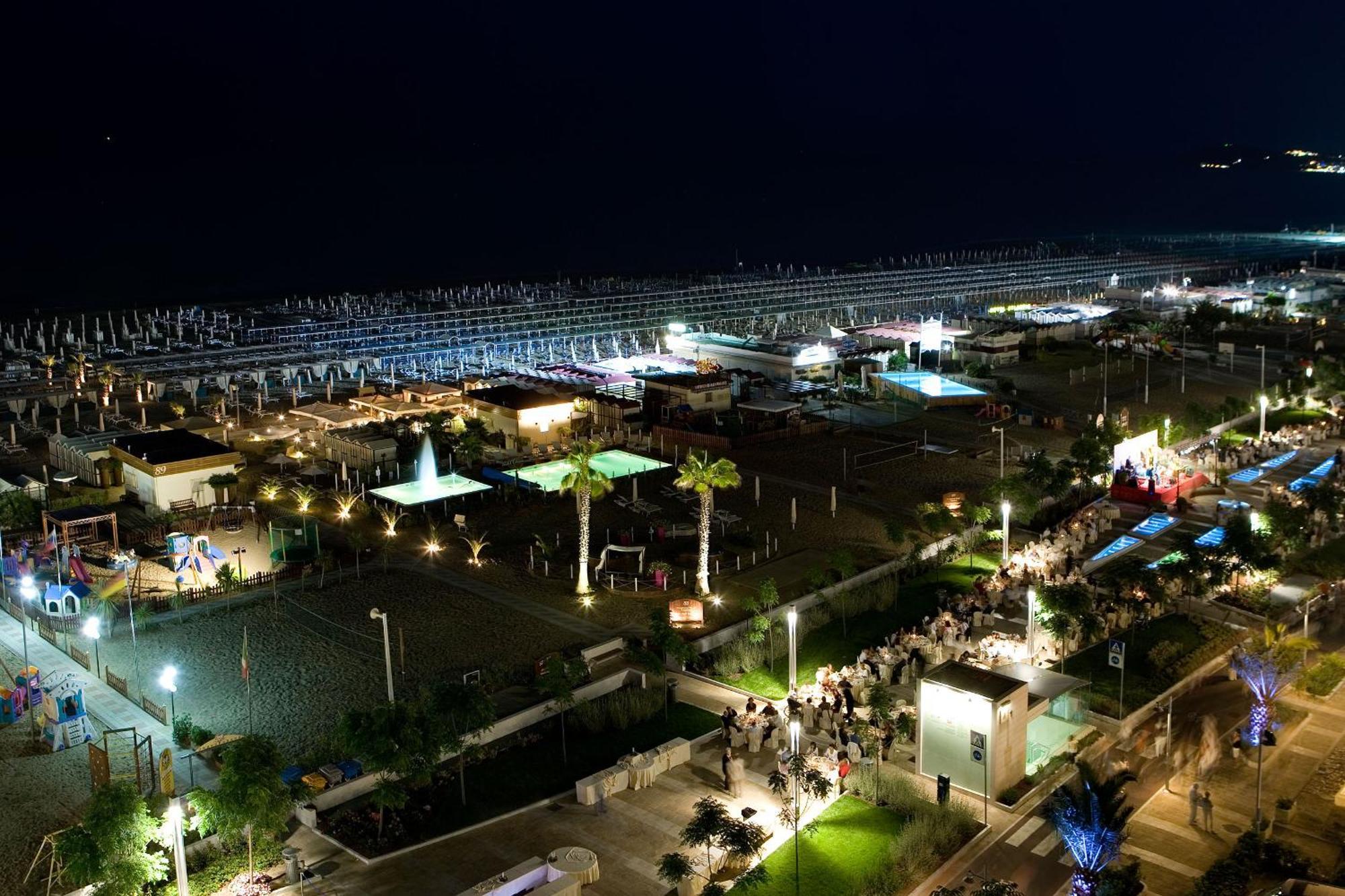 Hotel Maestrale Riccione Eksteriør bilde