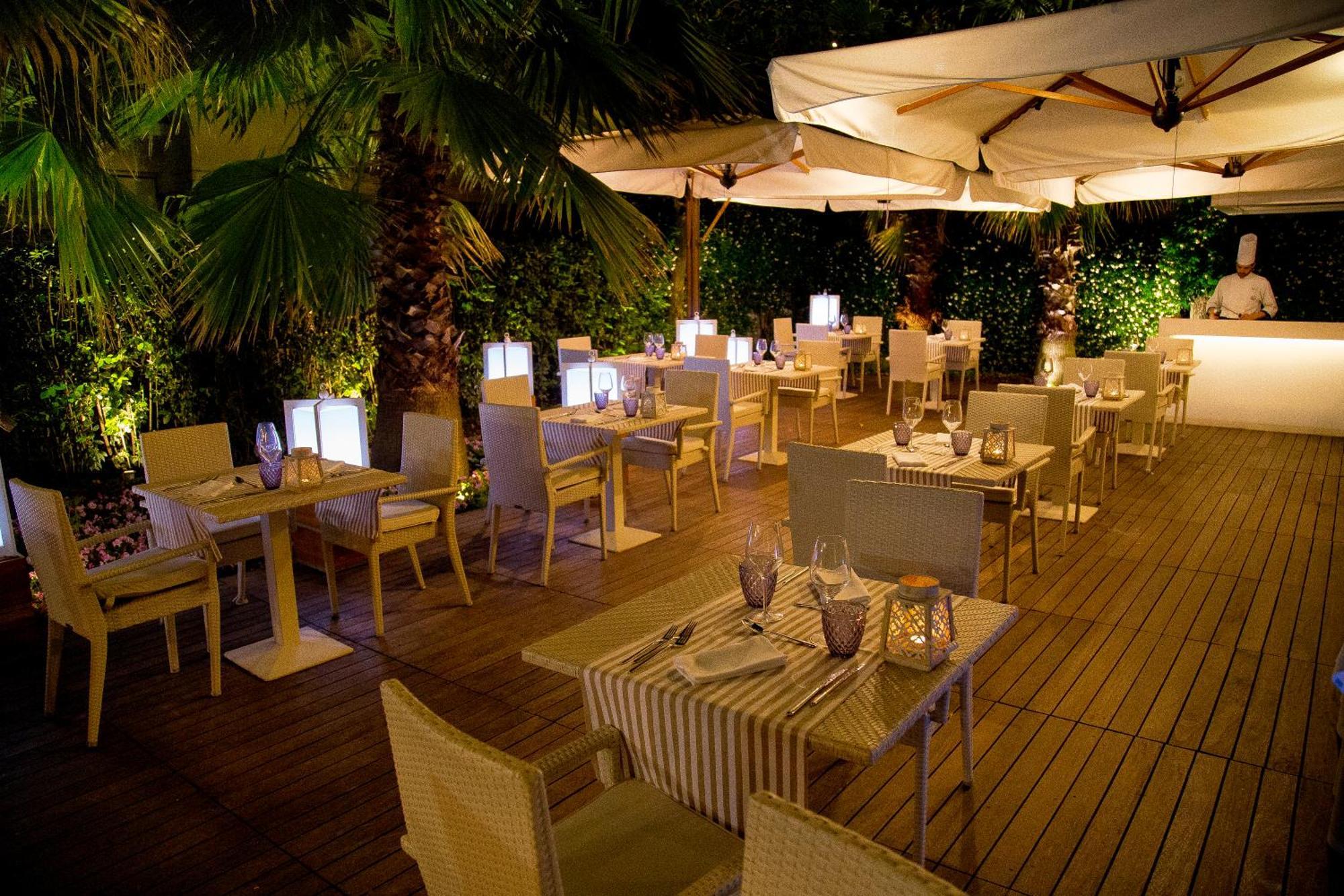Hotel Maestrale Riccione Eksteriør bilde