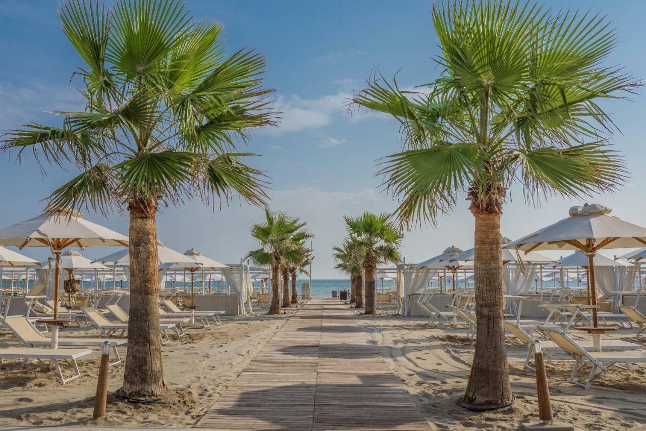 Hotel Maestrale Riccione Eksteriør bilde