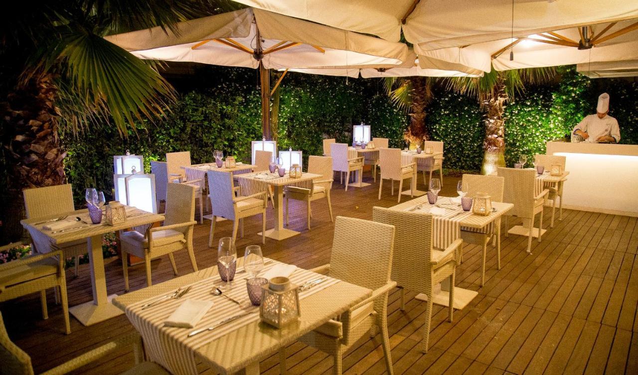 Hotel Maestrale Riccione Eksteriør bilde